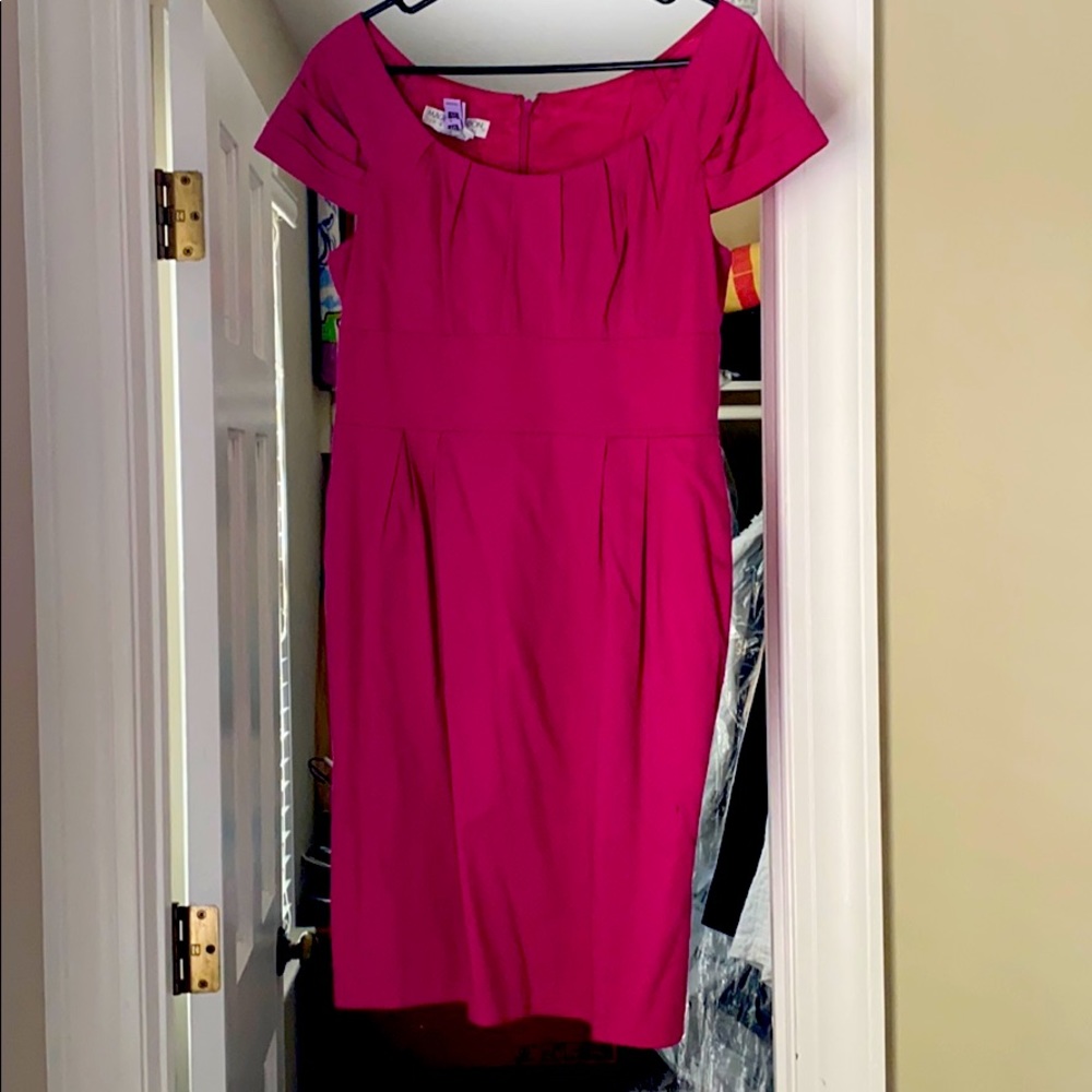 Fun dress with pockets!